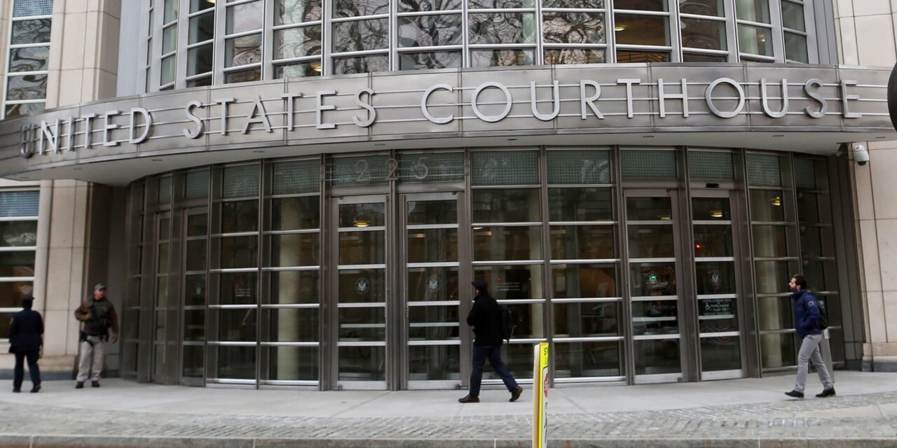 16 arrestados en casos de Nueva York, Italia