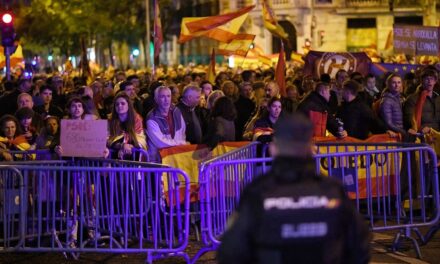 Pactos y negociaciones para la investidura de Sánchez, en directo |  Más de un millón de personas se concentra en Ferraz contra la amnistía en el noveno día de protestas |  España