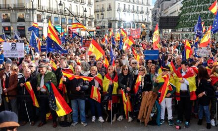 Pactos y negociaciones para la investidura de Sánchez, en directo |  Miles de personas acuden a las concentraciones convocadas por el PP contra la amnistía |  España