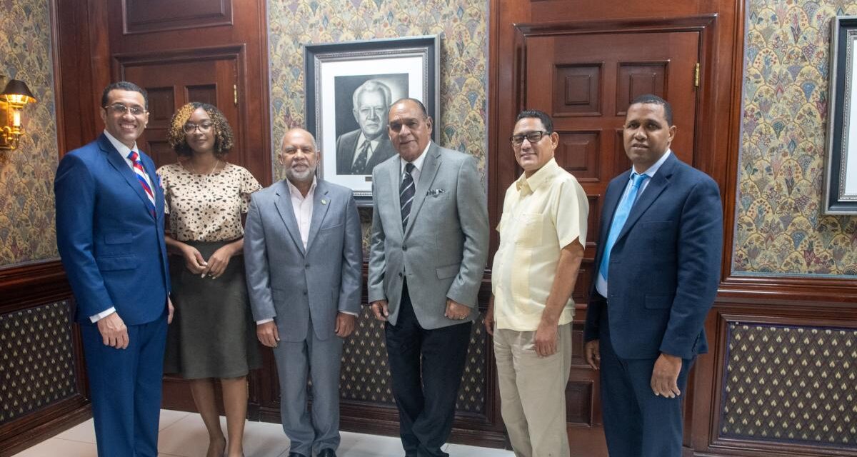 "El grave deterioro de la escuela pública dominicana"|  Listín Diario