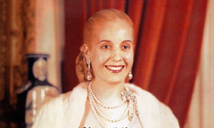 “A los pobres les gusta verme linda”: ​​así usó Eva Perón la moda como herramienta política |  S Moda: Revista de moda, belleza, tendencias y famosos