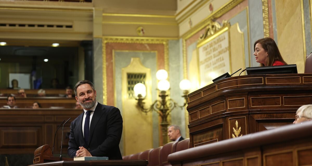 Abascal amenaza a Feijóo con romper acuerdos si no frena la ley de amnistía en el Senado |  España