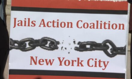 Activistas realizan manifestación por la reforma carcelaria en Washington Square Park