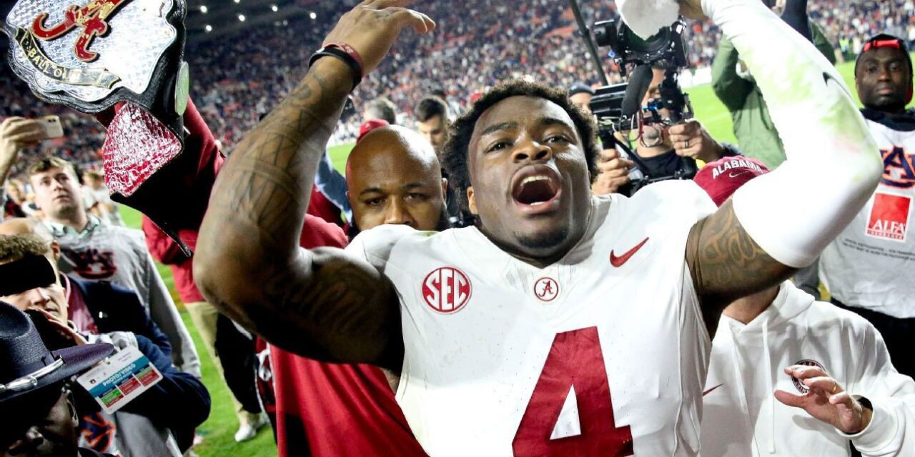 Alabama Crimson Tide sobrevive a los Auburn Tigers en Iron Bowl