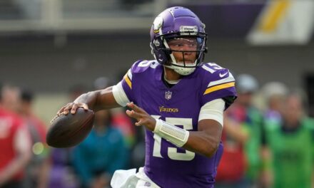 Apuesta Hype Trap: ¿Puede Joshua Dobbs ganar el premio al Jugador Regreso del Año?