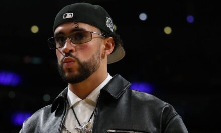 Bad Bunny carga contra una canción creada con IA: “Si les gusta esa mierda, no merecen ser mis amigos” |  Cultura