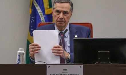 Barroso defiende la política de cotas nas universidades
