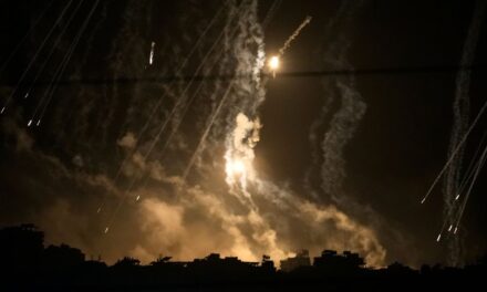 Benjamín Netanyahu rechaza los crecientes llamamientos a un alto el fuego