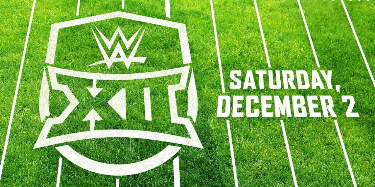 Big 12 y la pareja de la WWE entregan el cinturón al MVP del campeonato de conferencia