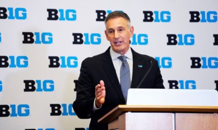 Big Ten explica la penalización para Michigan, Jim Harbaugh en una carta de 13 páginas