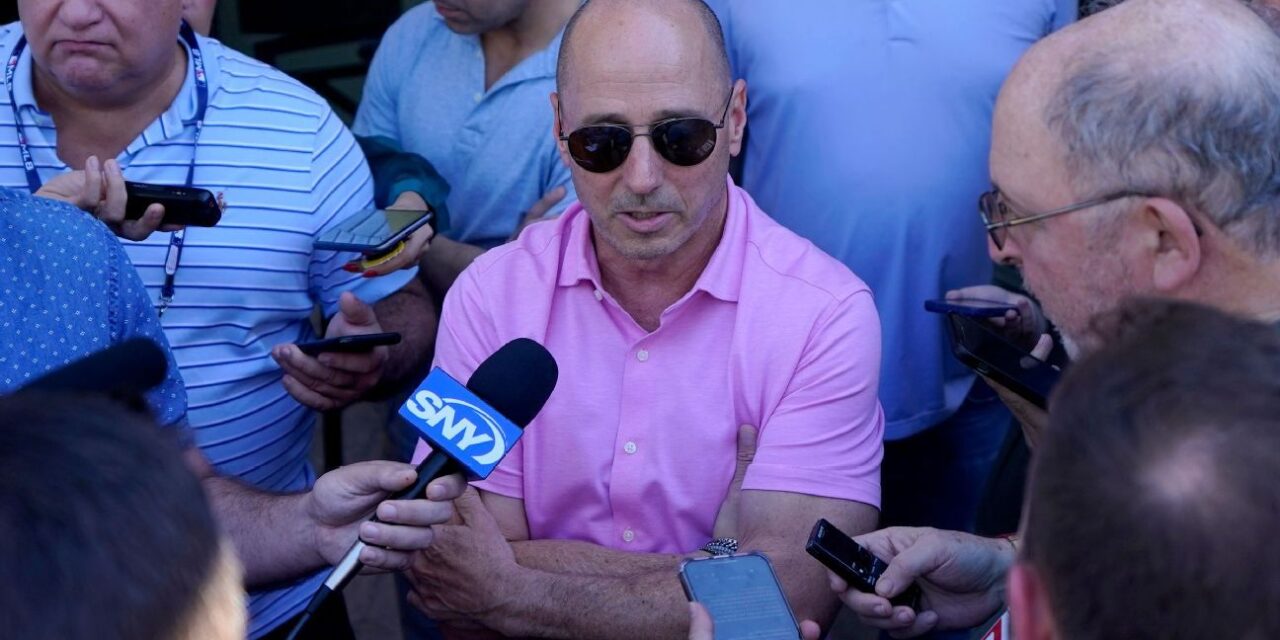 Brian Cashman de los Yankees responde: "Estoy orgulloso de nuestra gente"