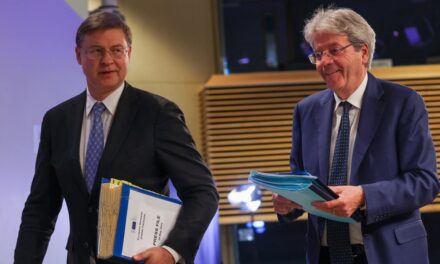 Bruselas advierte de que la situación fiscal de España es “muy difícil” y reclama una estrategia fiscal creíble a medio plazo |  Economía