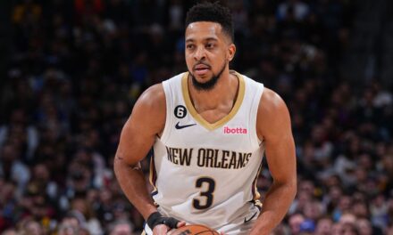 CJ McCollum de los Pelicans planea regresar contra los 76ers, dicen las fuentes