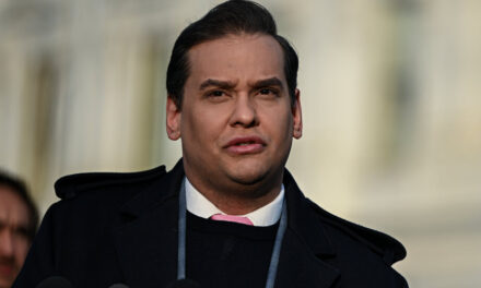 Cámara de Representantes debate si expulsar a George Santos del Congreso: actualizaciones en vivo