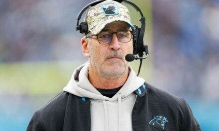 Carolina Panthers despide al entrenador en jefe Frank Reich