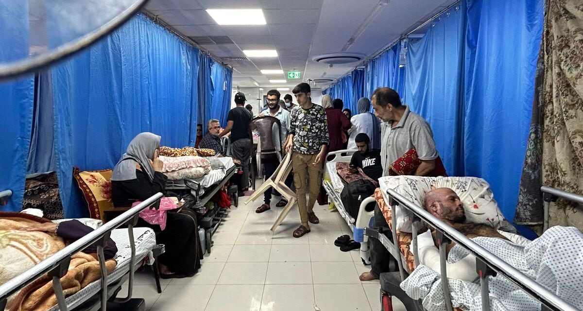 Catástrofe en el mayor hospital de Gaza: “Necesitamos evacuar ya, pero disparan a todos los que tratan de escapar” |  internacional