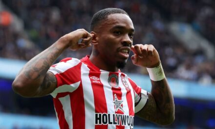Charla de transferencia EN VIVO: Arsenal y Chelsea necesitan £ 100 millones para Toney