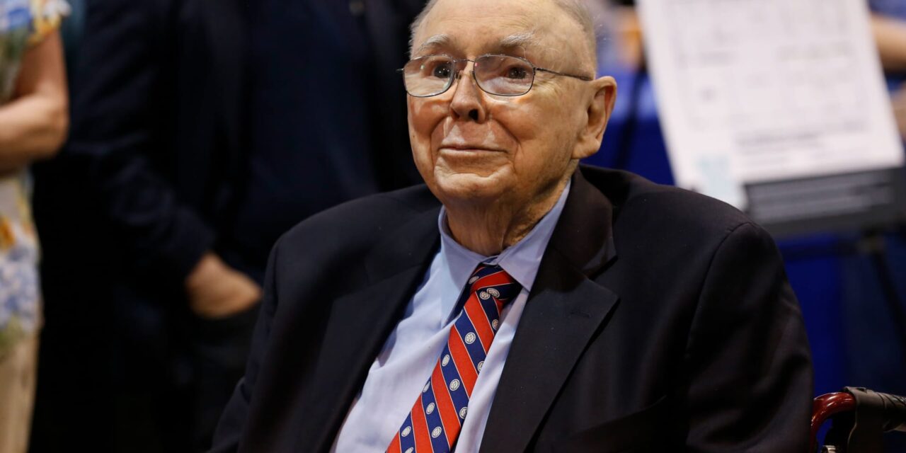 Charlie Munger dice que no existe la más mínima posibilidad de que Buffett negocie su propia cuenta para enriquecerse