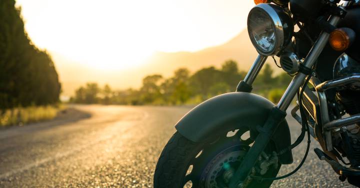 Condena a Allianz Seguros a pagar 20.000 euros por cobrar el seguro de una moto a su anterior titular |  Legal