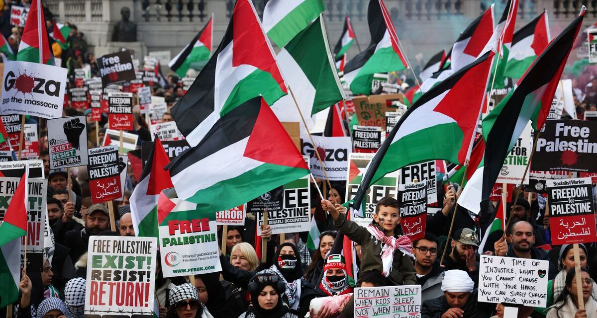 Decenas de millas de personas se manifiestan en Londres, París, Berlín y Washington para pedir un alto el fuego en Gaza |  internacional