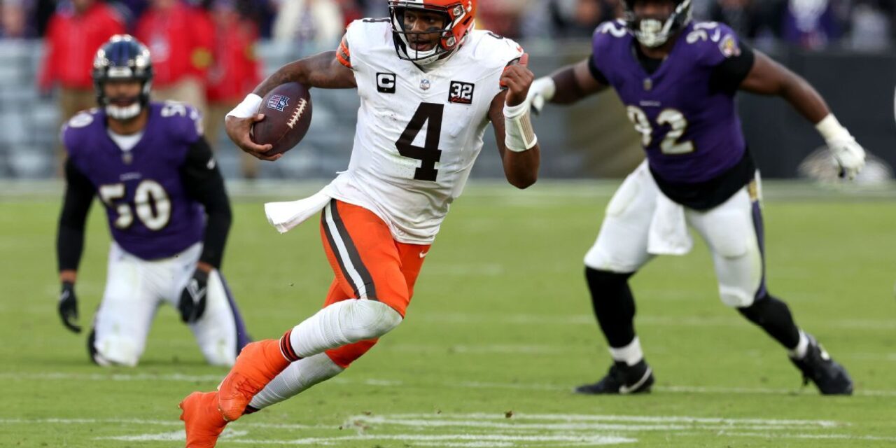 Deshaun Watson lleva a los Browns a una victoria 'declarada' contra los Ravens