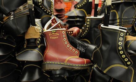 Dr Martens se desploma en Bolsa y marca su mínimo histórico |  Mercados Financieros