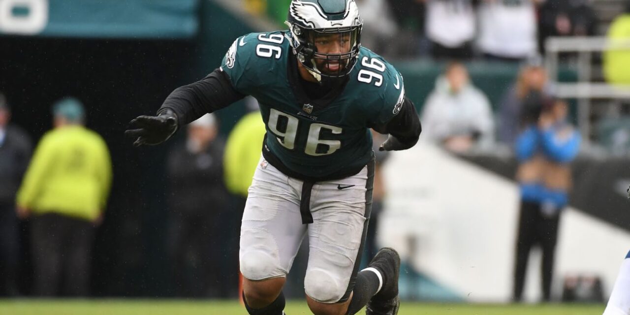 Eagles renuncian al ex seleccionado de primera ronda Derek Barnett, dicen fuentes