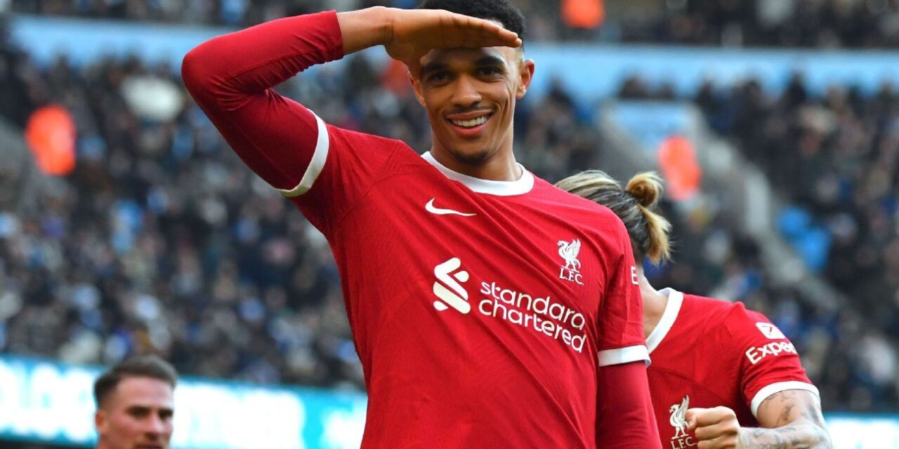 El empate del Liverpool ante el Manchester City insinúa una carrera por el título en el horizonte