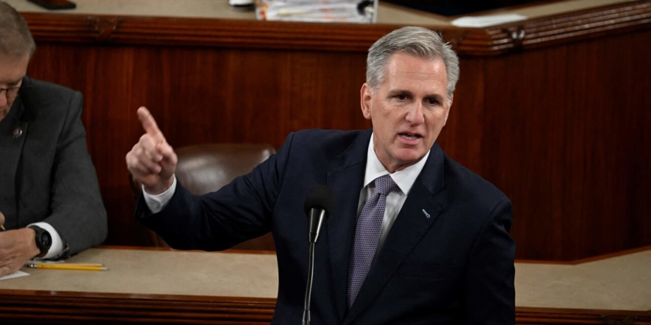 El expresidente de la Cámara de Representantes, Kevin McCarthy, no ha decidido si buscará la reelección en 2024.