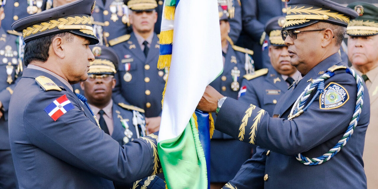 El general Ramón Guzmán asume la dirección de la Policía Nacional de República Dominicana