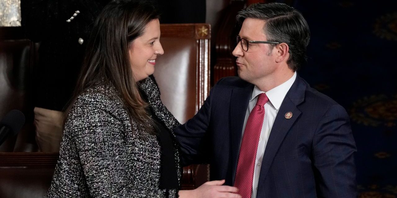 El presidente Mike Johnson recaudará fondos para republicanos clave de Nueva York
