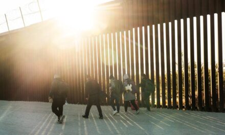 El principal objetivo de los senadores en las conversaciones fronterizas: normas de asilo más estrictas para los inmigrantes