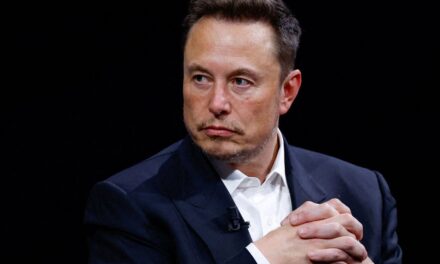 Elon Musk dijo que la publicación antisemita en las redes sociales era "la verdad real"