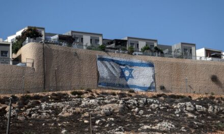 En Cisjordania, los colonos israelíes intensifican los ataques contra los palestinos