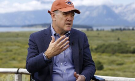 Ex-St.  El presidente de la Fed dice que el FOMC todavía tiene "mucho camino por recorrer" en materia de inflación