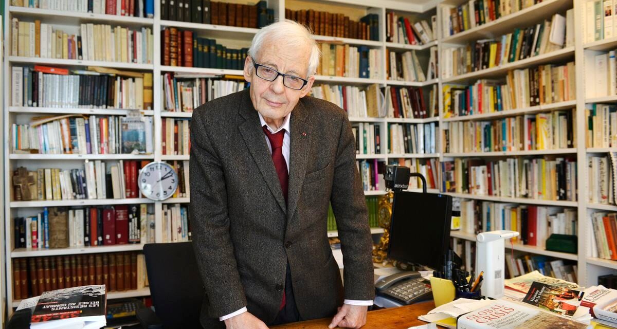 Fallece Emmanuel Le Roy Ladurie, el medievalista que explicó el carácter dramático de las pasiones humanas |  Cultura