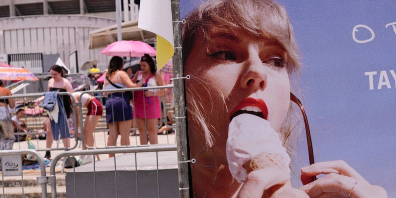 Fan de Taylor Swift muere en concierto mientras los fans se quejan del calor
