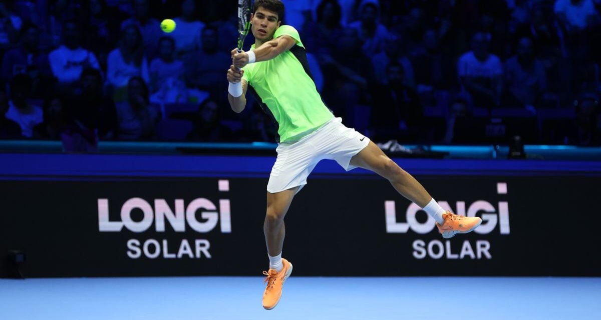 Finales ATP, en directo |  Alcaraz rompe el servicio a Medvedev en el primer set |  Tenis |  Deportes