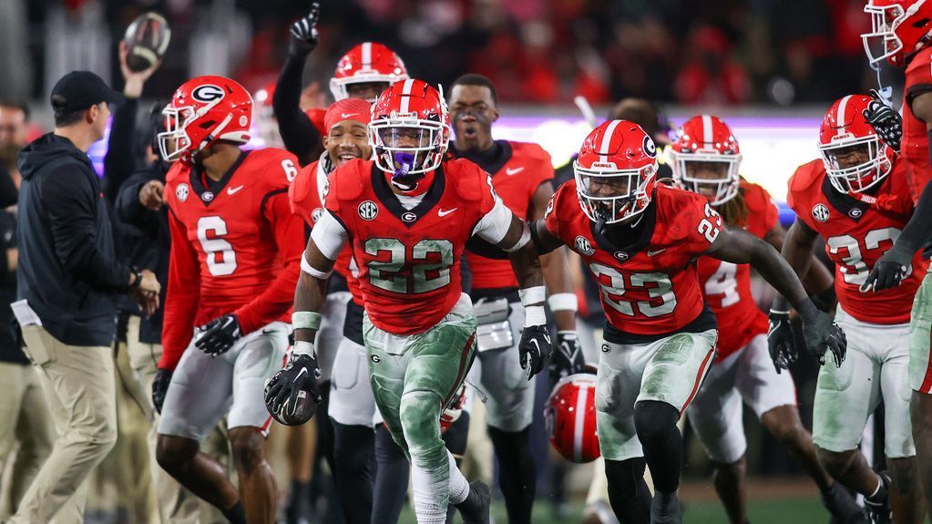 Georgia supera al estado de Ohio;  Michigan y FSU completan el top 4 de la CFP