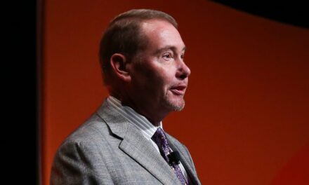 Gundlach dice que las tasas caerán a medida que llegue la recesión a principios de 2024