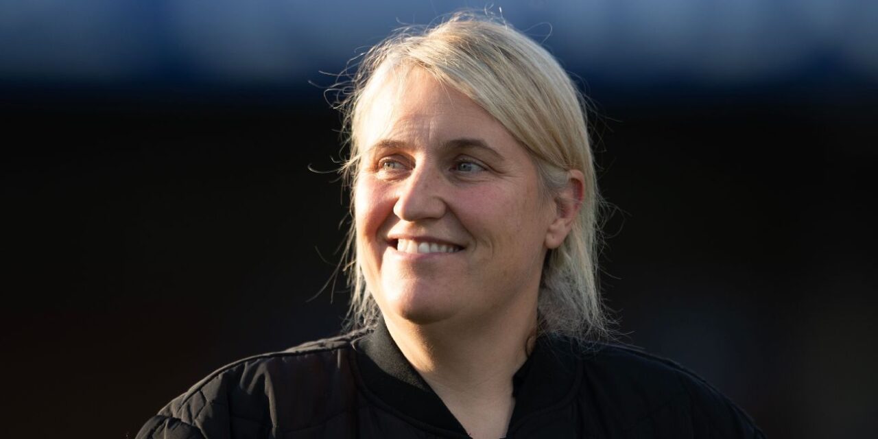 Hayes dejará el Chelsea, en conversaciones con el entrenador del USWNT: fuentes