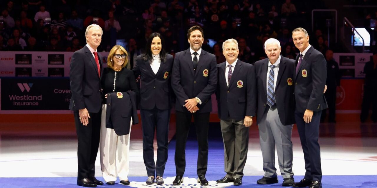 Henrik Lundqvist entre los tres porteros incluidos en el Salón de la Fama del Hockey