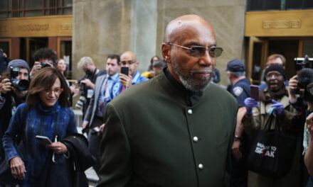 Hombre exonerado del asesinato de Malcolm X demanda a Estados Unidos por su condena