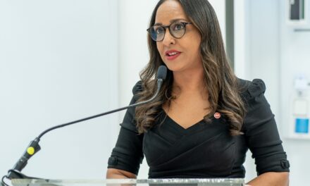 Honor 90 y Honor 90 Lite llegan a Claro República Dominicana