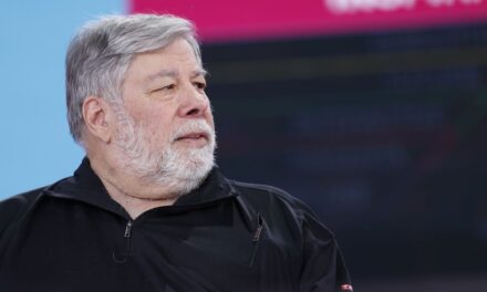 Hospitalizado en México Steve Wozniak por un accidente cerebrovascular