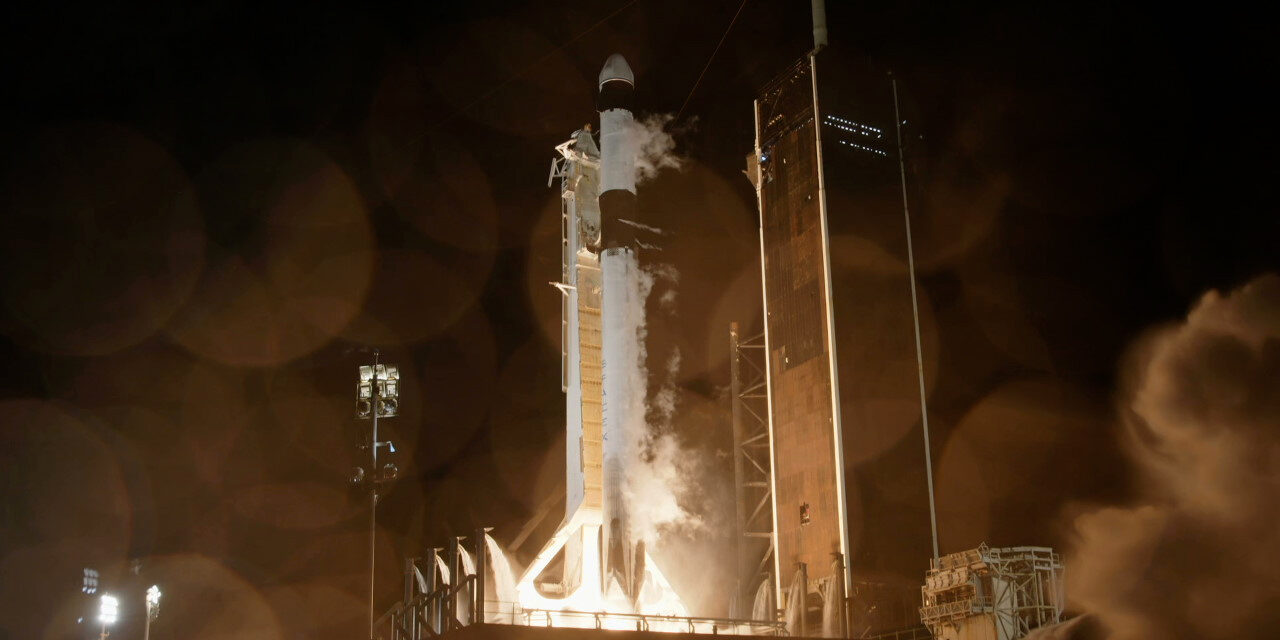 La NASA y SpaceX lanzan nueva ciencia y hardware a la estación espacial