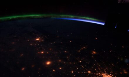 La NASA y las pequeñas empresas contemplan nuevas entregas de carga y tecnologías de protección térmica