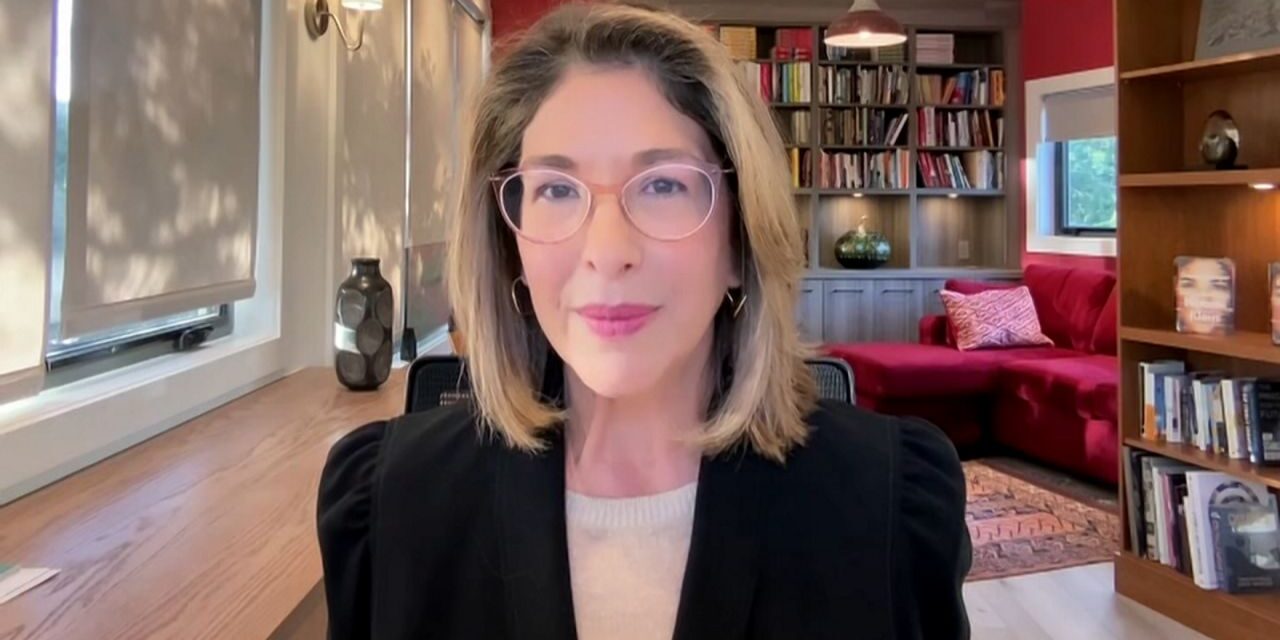 La autora Naomi Klein habla sobre su nuevo libro