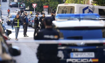 La moto utilizada por los sicarios apunta a una conexión francesa en el ataque a Vidal-Quadras |  España
