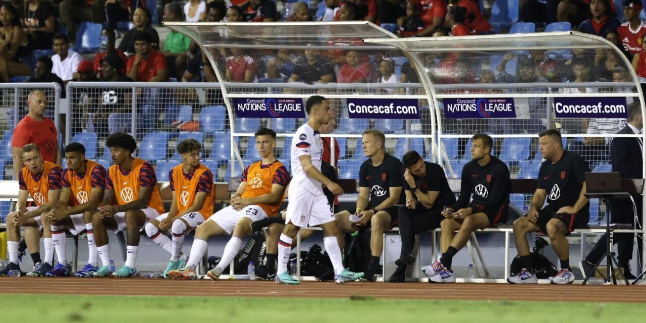 La niebla roja de Dest le da al USMNT una noche inolvidable en Trinidad y Tobago